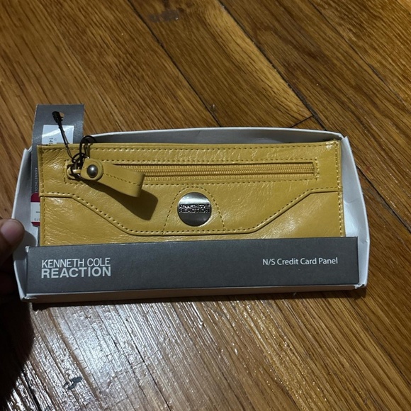 Yellow Kenneth Cole Credit Card Panel Wallet - Picture 1 of 1
